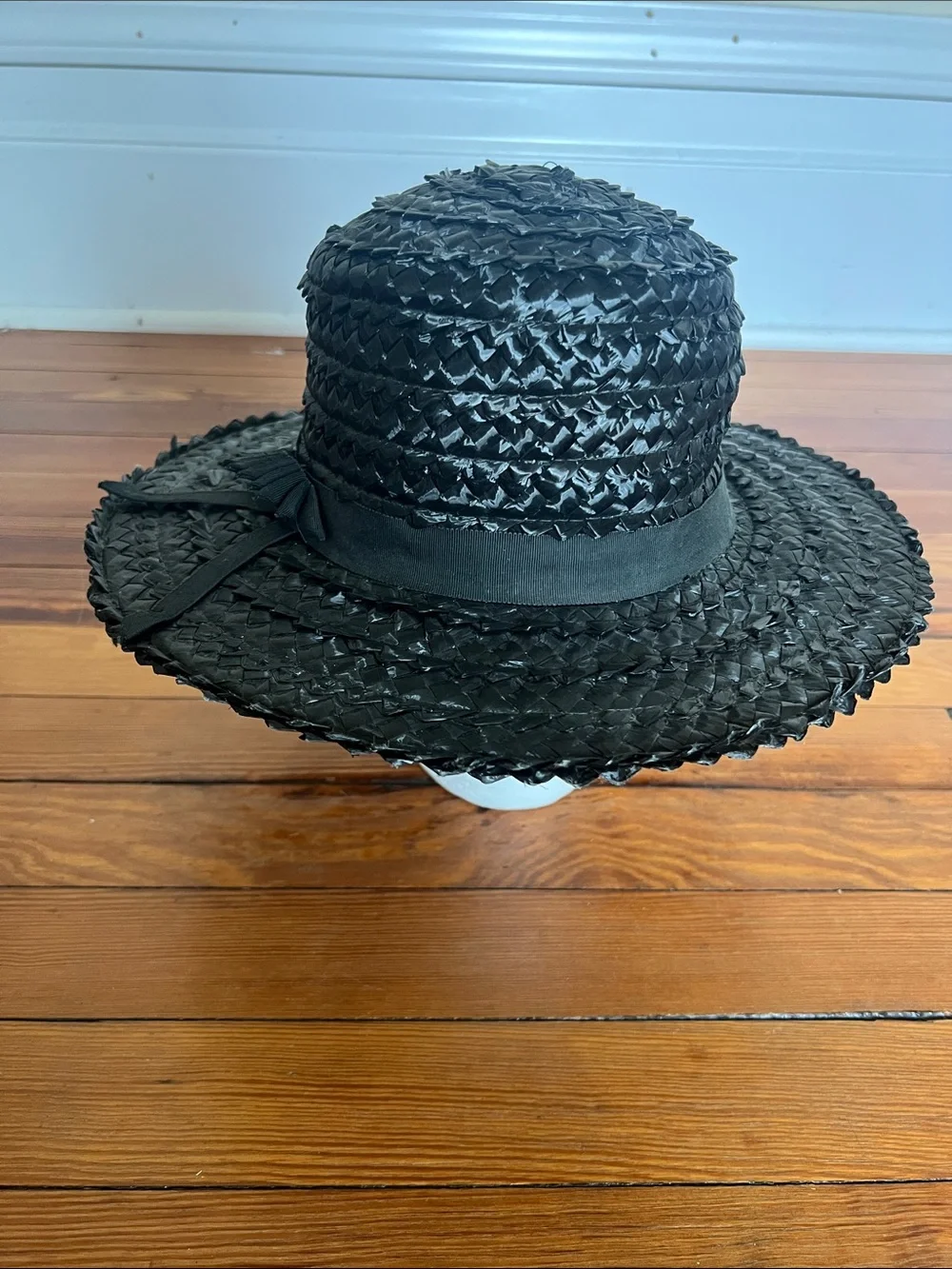 Vintage Black Straw Wide Brim Sun Hat Ribbon Bow Boater Cloche Size 22 Retro